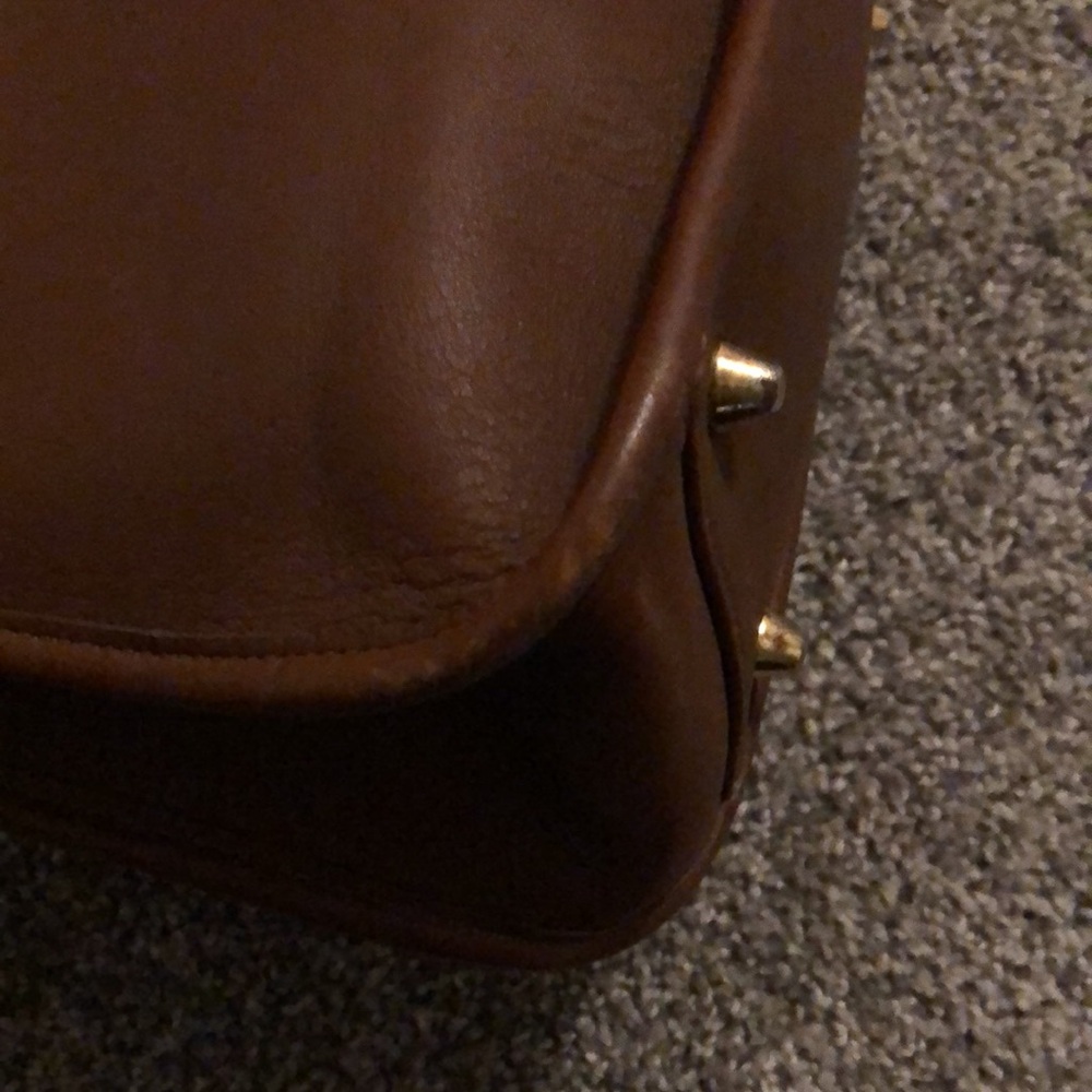 Vintage coach legacy - Picture 3 of 10